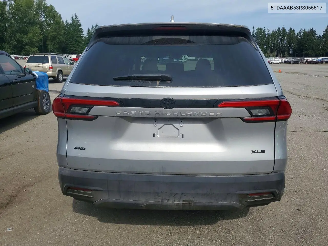 2024 Toyota Grand Highlander Xle VIN: 5TDAAAB53RS055617 Lot: 61911956