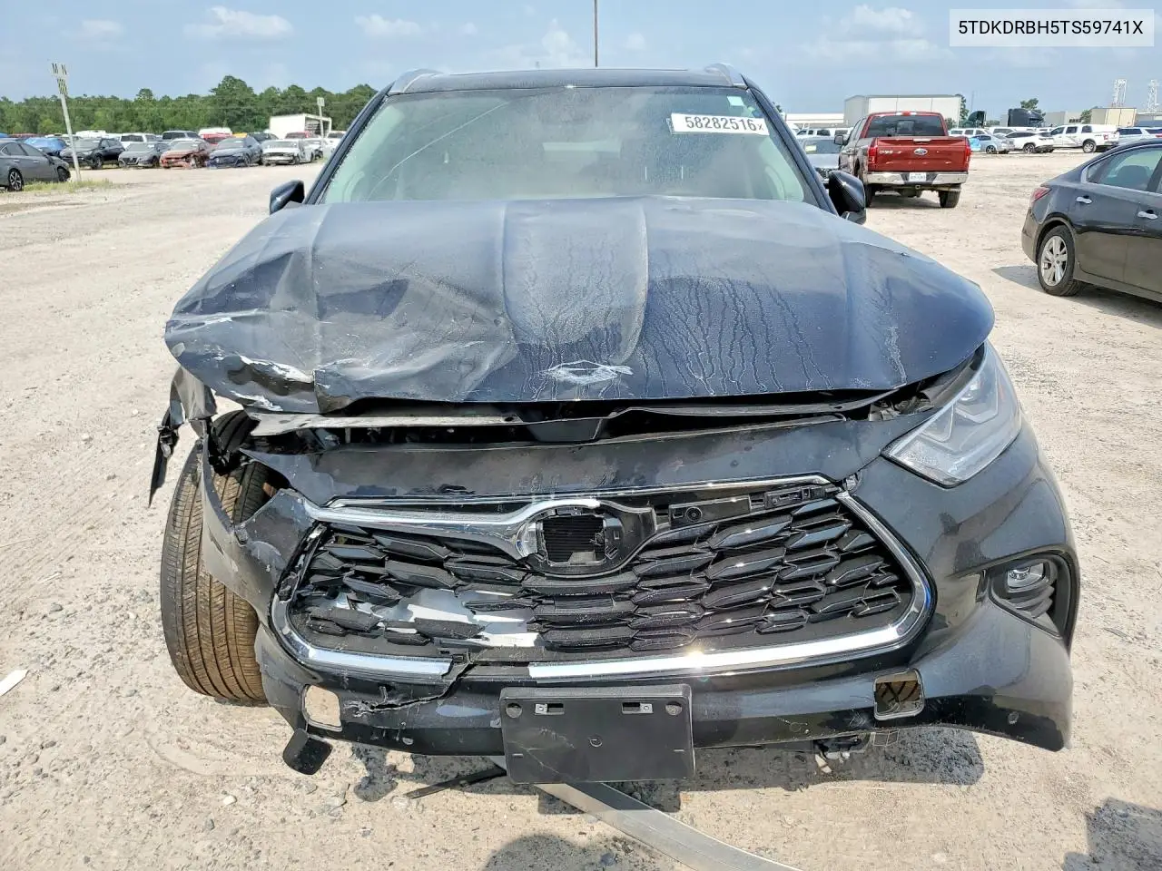 2026 Toyota Highlander Xle VIN: 5TDKDRBH5TS59741X Lot: 58282516