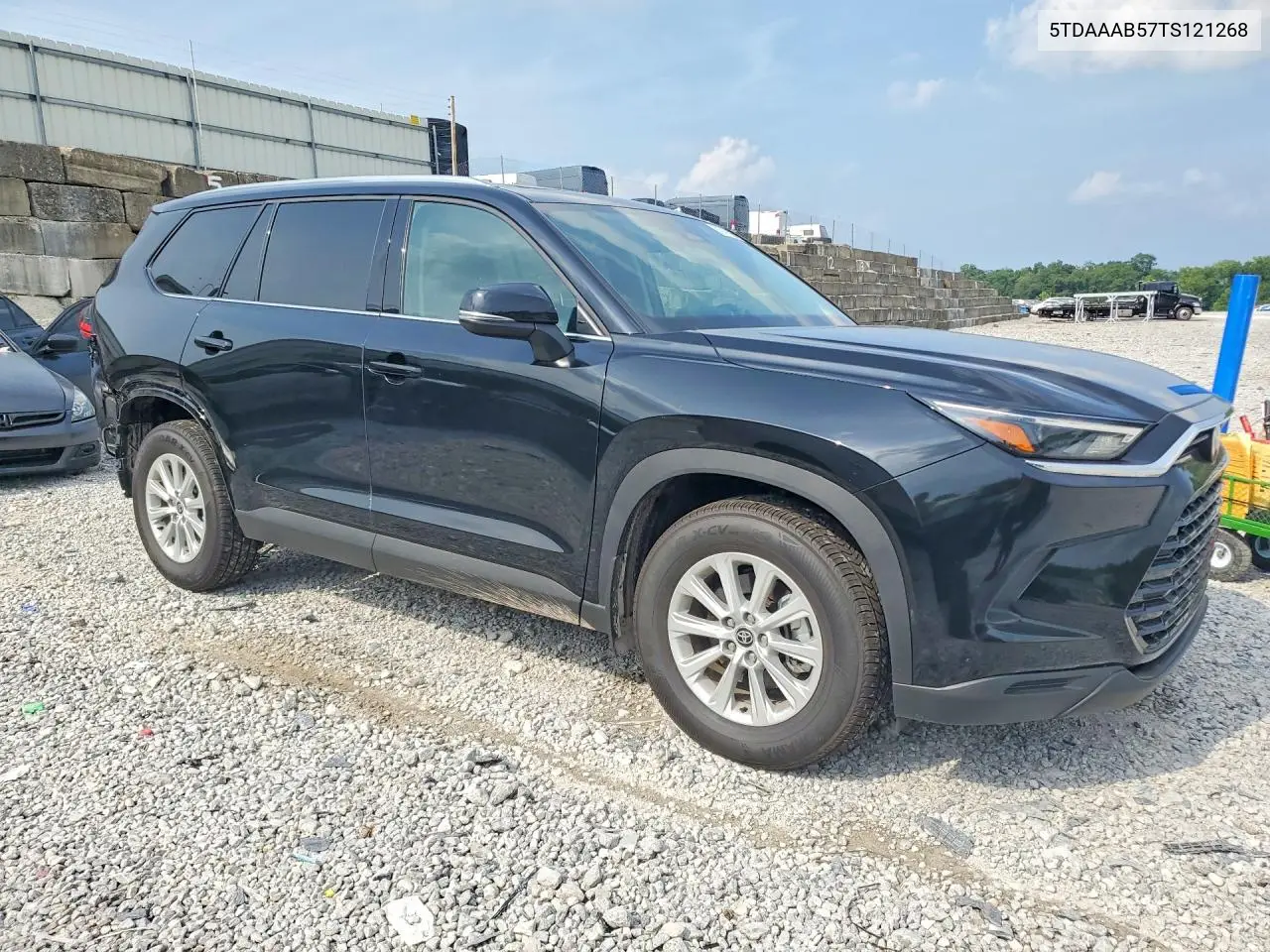 2026 Toyota Grand Highlander Xle VIN: 5TDAAAB57TS121268 Lot: 61747126