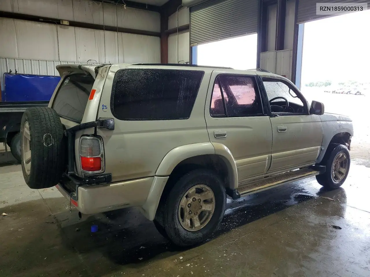 1996 Toyota Hilux VIN: RZN1859000313 Lot: 60016186