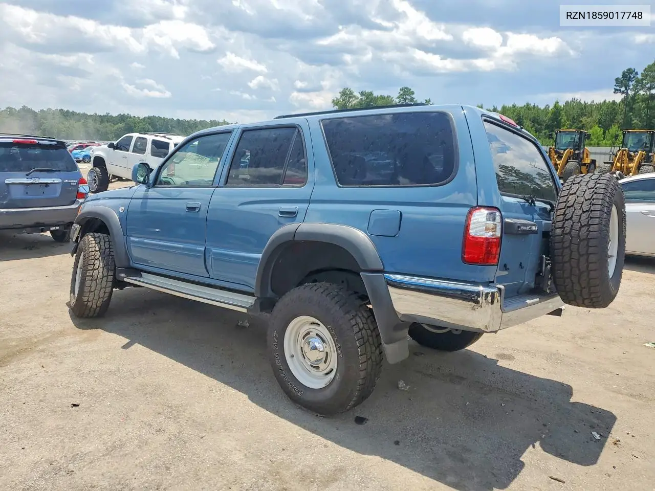 1998 Toyota Hilux VIN: RZN1859017748 Lot: 60590706