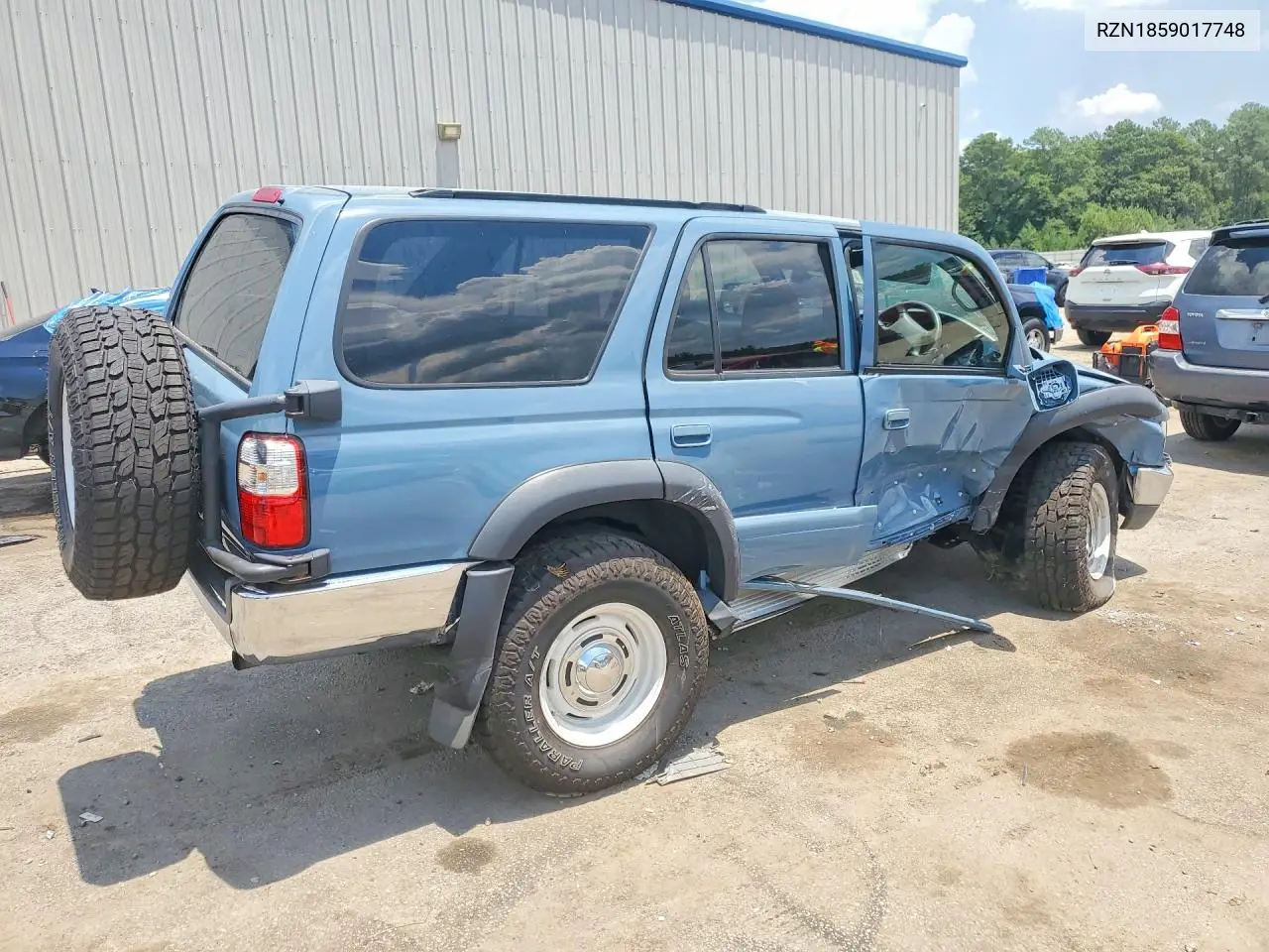 1998 Toyota Hilux VIN: RZN1859017748 Lot: 60590706