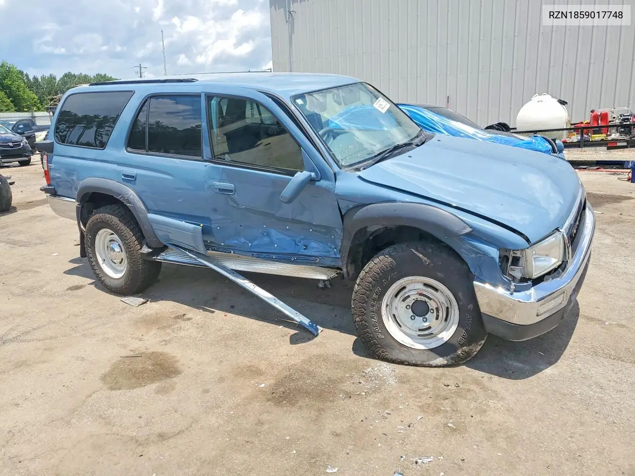 1998 Toyota Hilux VIN: RZN1859017748 Lot: 60590706