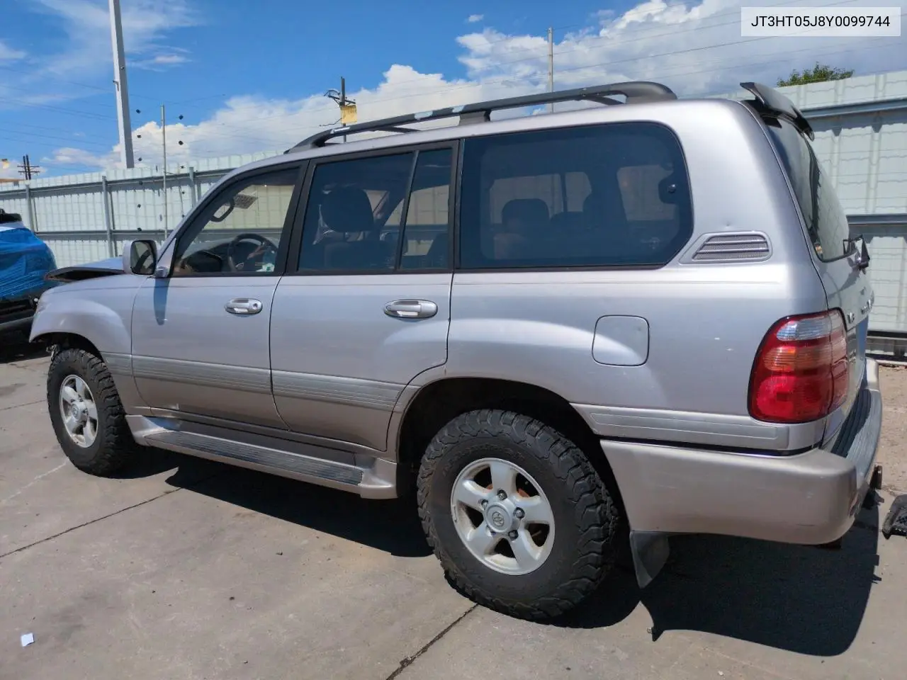 2000 Toyota Land Cruiser Base VIN: JT3HT05J8Y0099744 Lot: 64697595