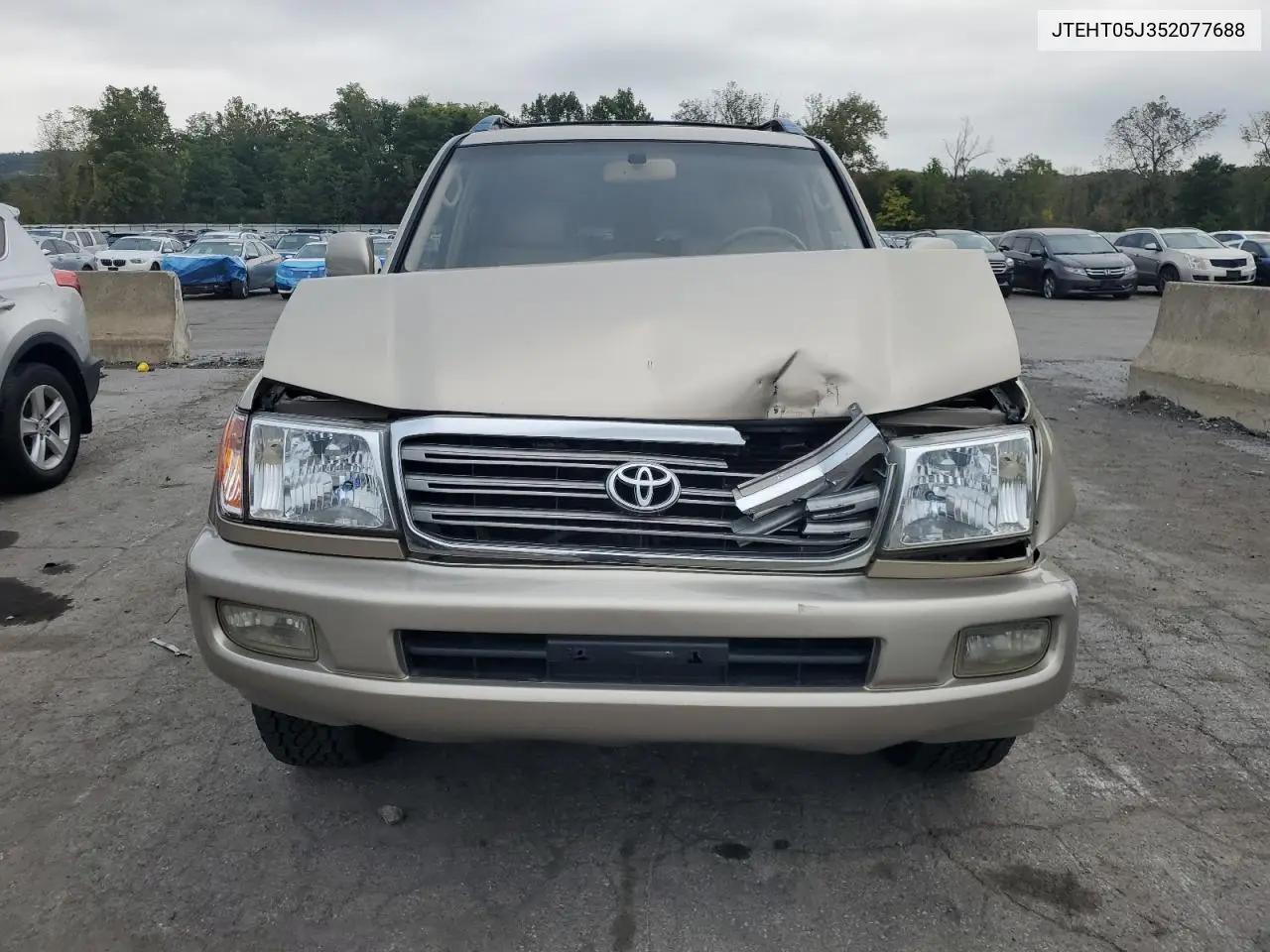 2005 Toyota Land Cruiser VIN: JTEHT05J352077688 Lot: 81108205