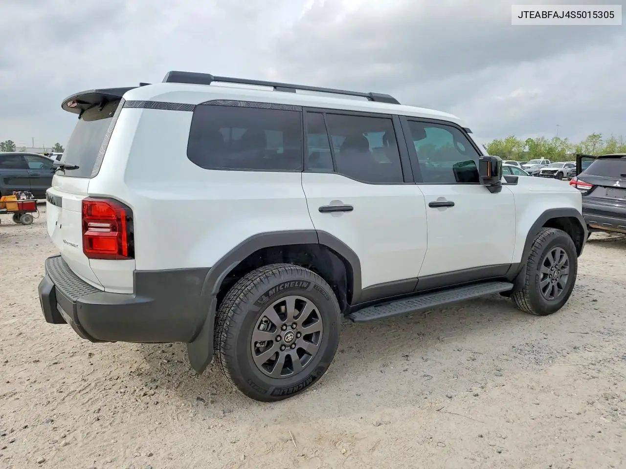 2025 Toyota Land Cruiser Base VIN: JTEABFAJ4S5015305 Lot: 46275846