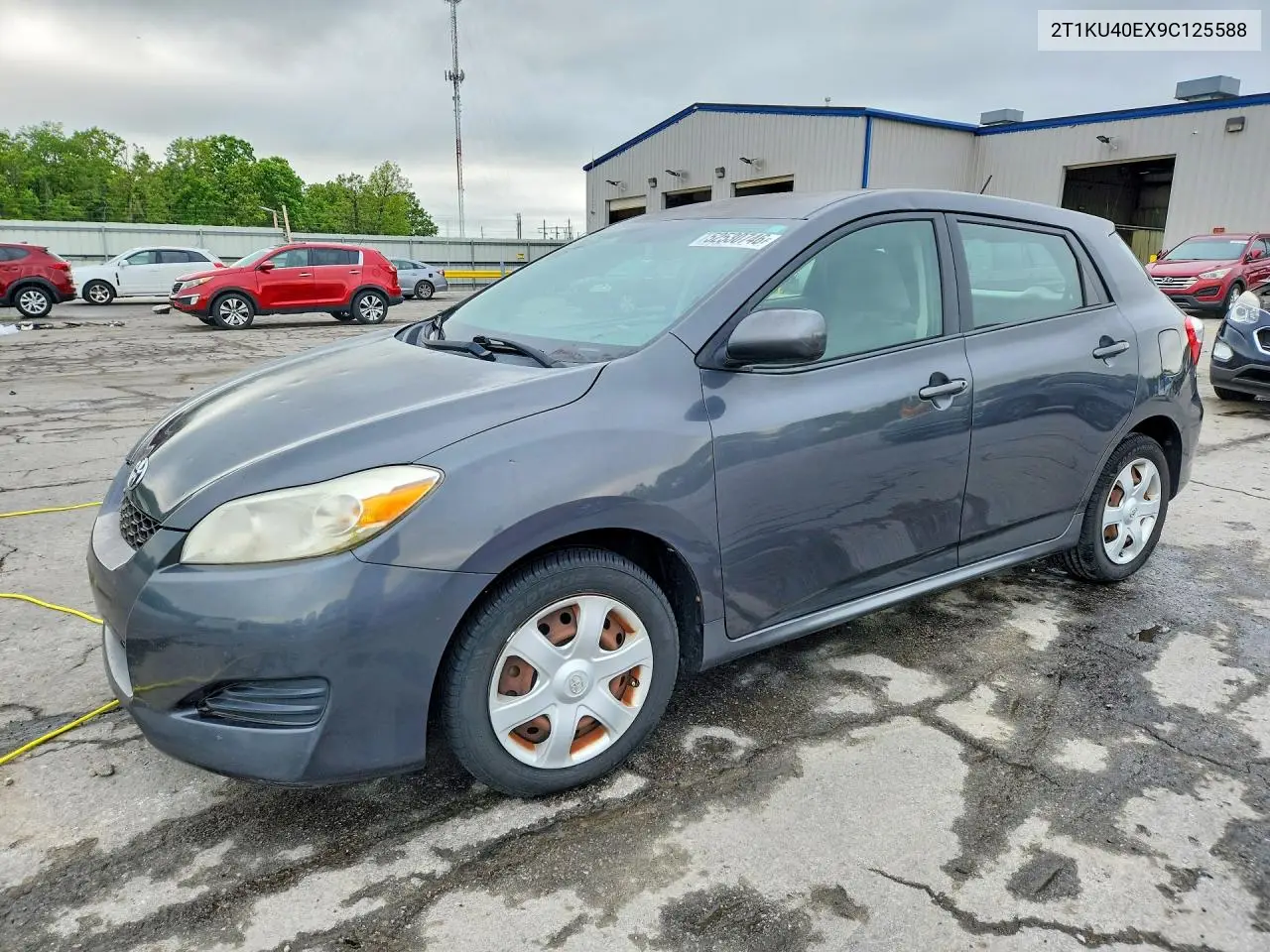 2009 Toyota Matrix Base VIN: 2T1KU40EX9C125588 Lot: 52530746