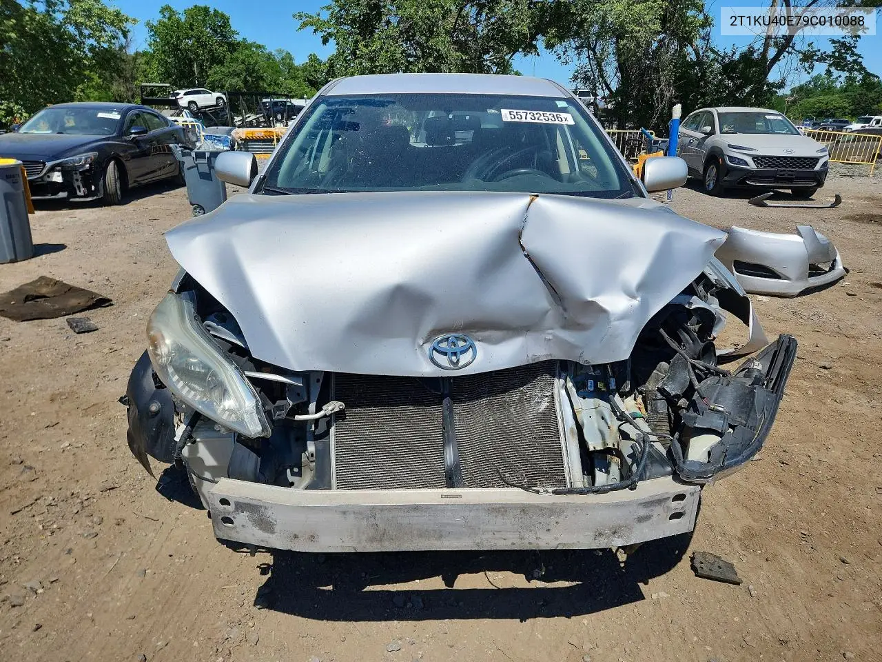 2009 Toyota Matrix Base VIN: 2T1KU40E79C010088 Lot: 55732536