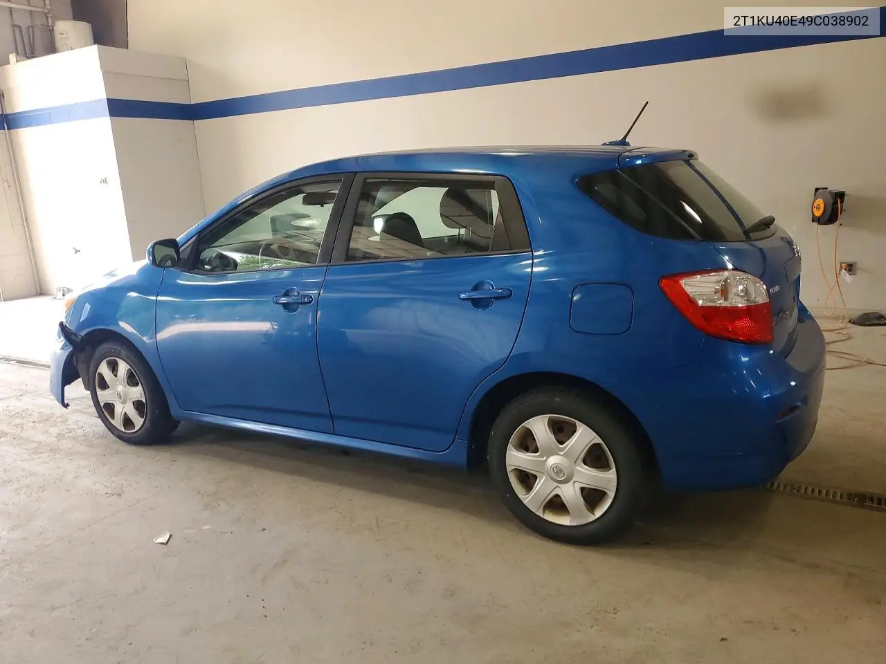 2009 Toyota Matrix Base VIN: 2T1KU40E49C038902 Lot: 61567096