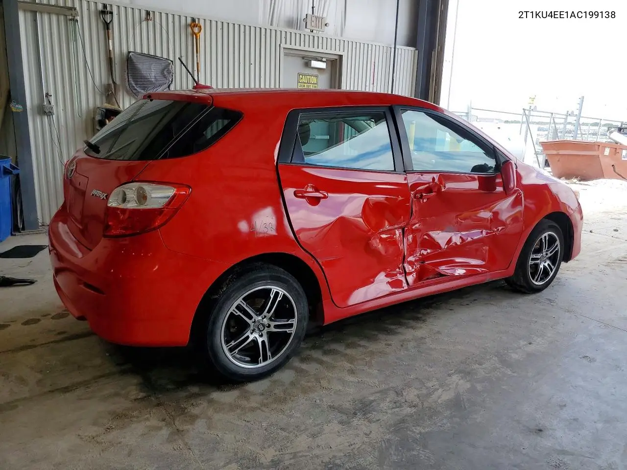 2010 Toyota Matrix Base VIN: 2T1KU4EE1AC199138 Lot: 55328486