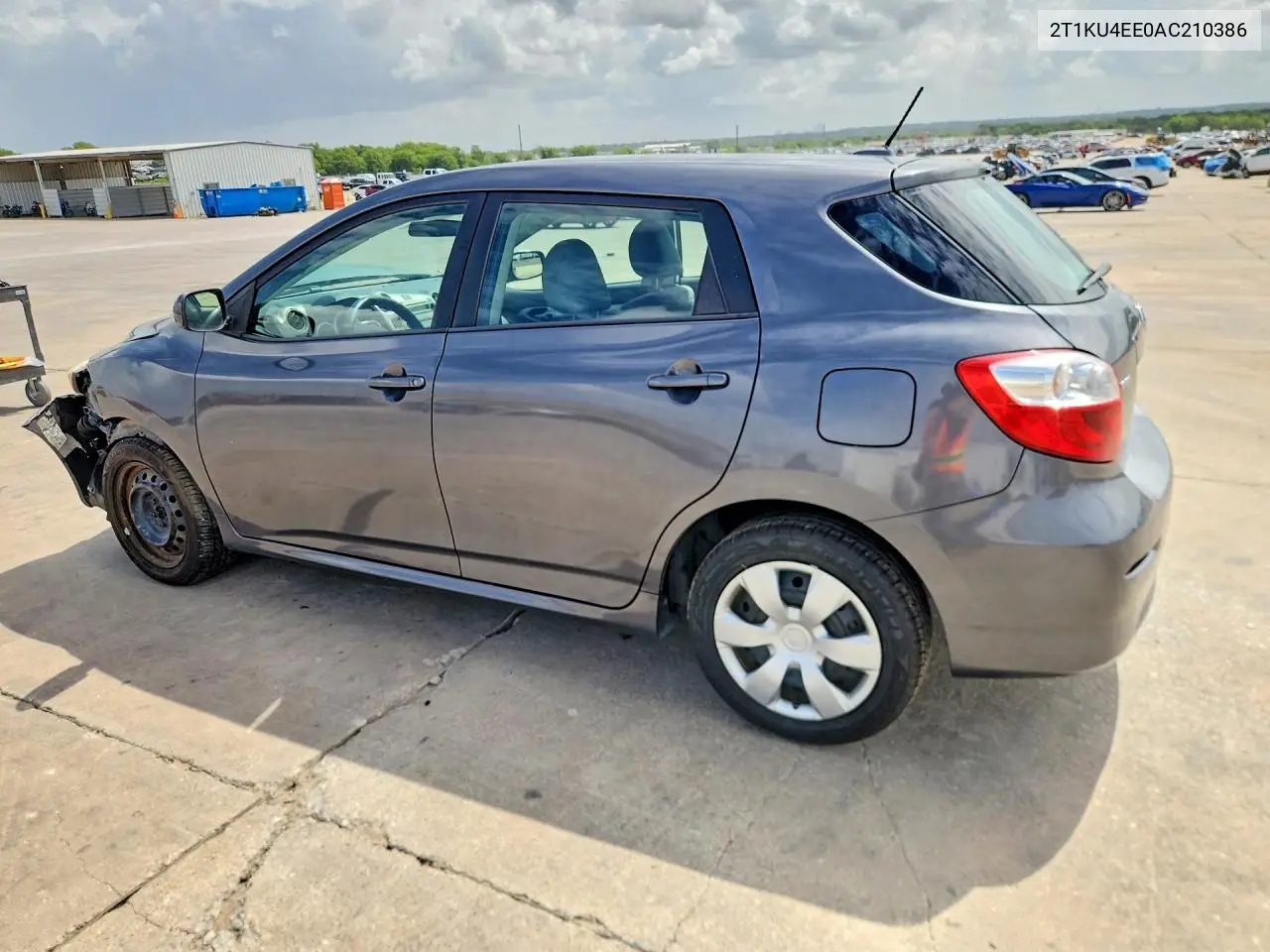2010 Toyota Matrix Base VIN: 2T1KU4EE0AC210386 Lot: 61557236