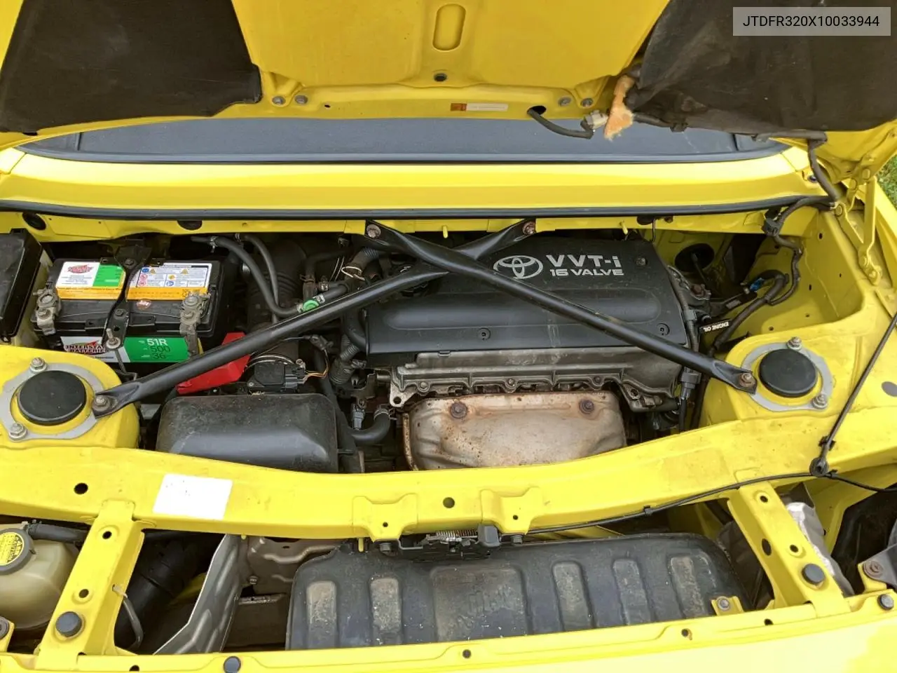2001 Toyota Mr2 Spyder VIN: JTDFR320X10033944 Lot: 55102696