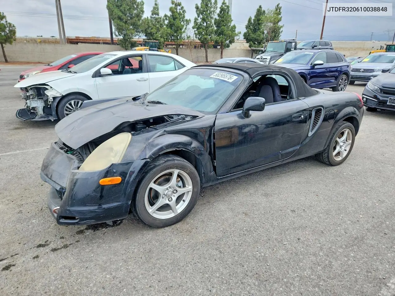 2001 Toyota Mr2 Spyder VIN: JTDFR320610038848 Lot: 58295576