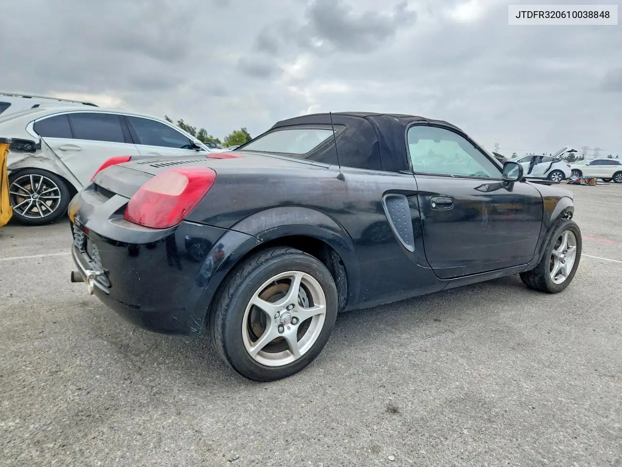 2001 Toyota Mr2 Spyder VIN: JTDFR320610038848 Lot: 58295576