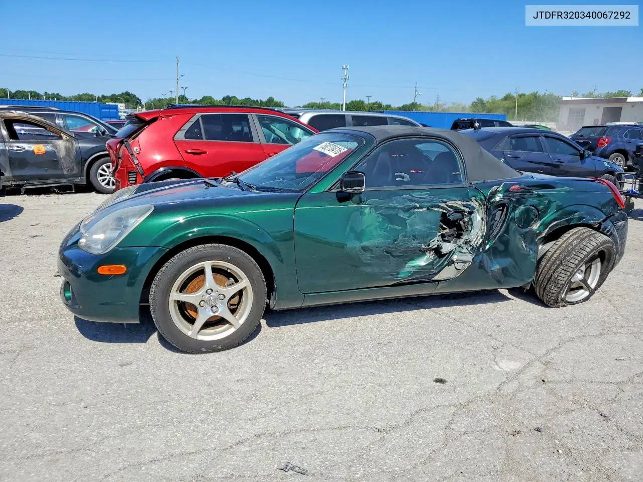 2004 Toyota Mr2 Spyder VIN: JTDFR320340067292 Lot: 58270416