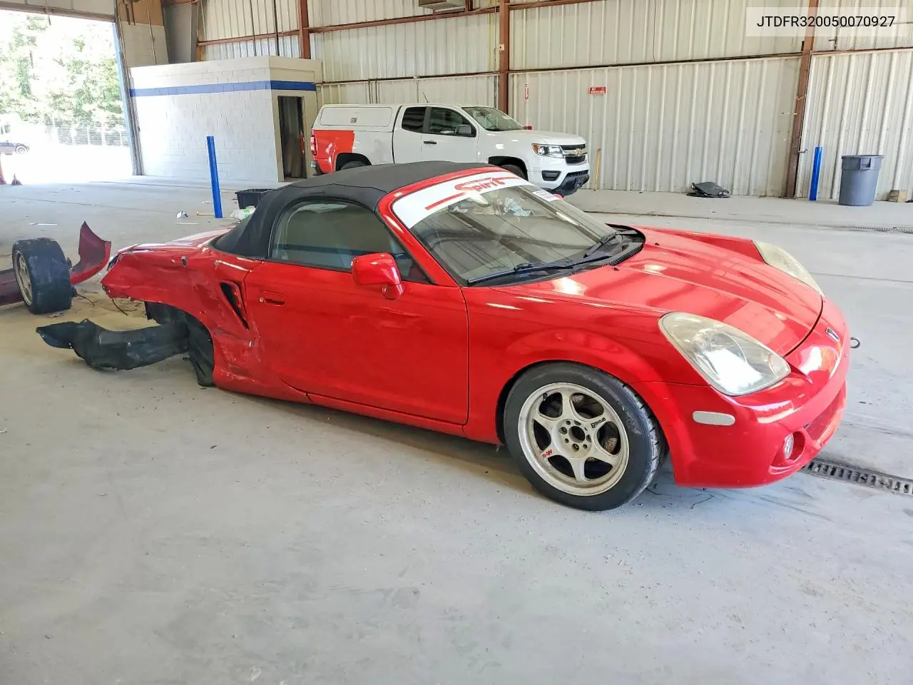 2005 Toyota Mr2 Spyder VIN: JTDFR320050070927 Lot: 85636985