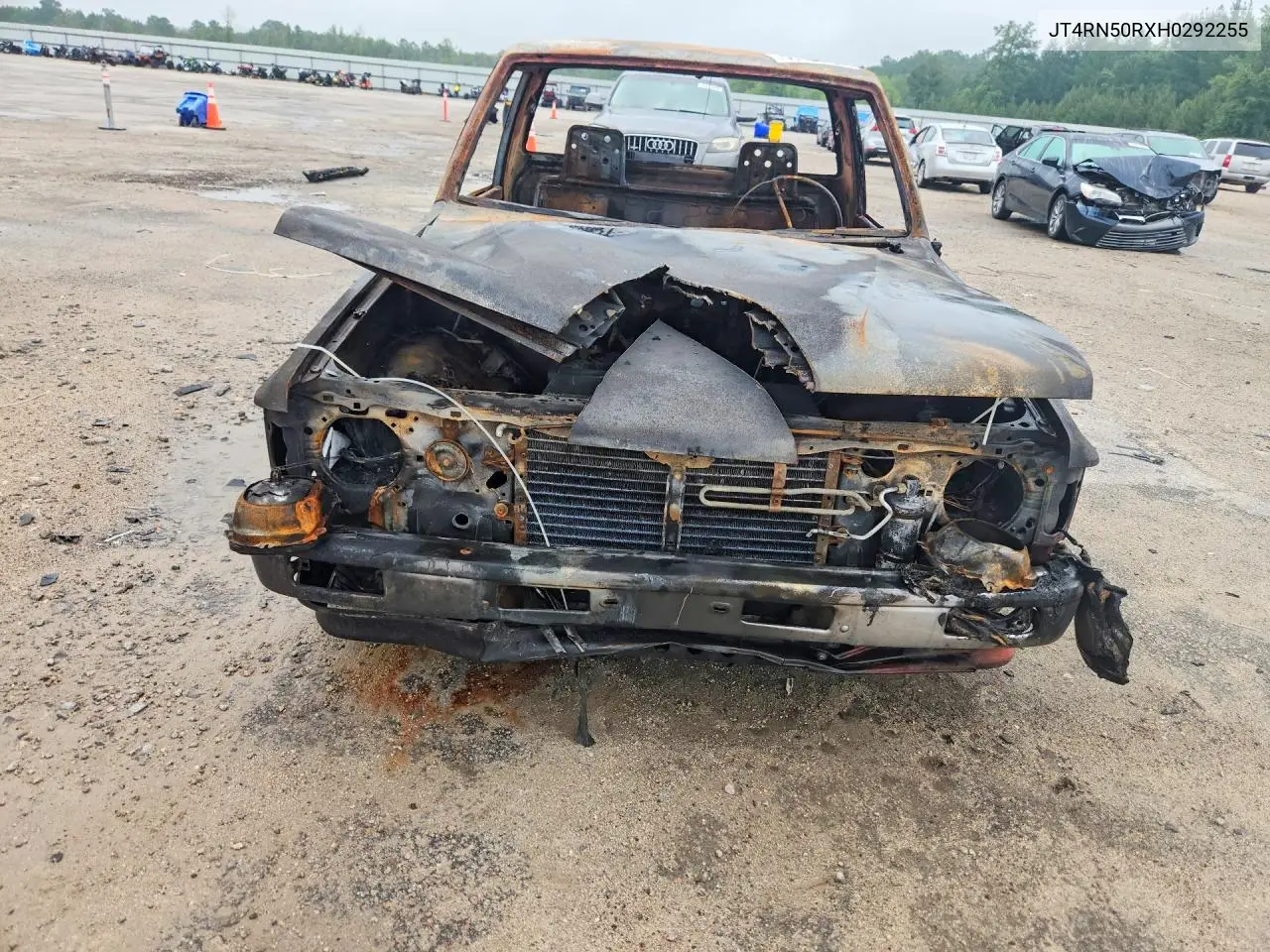 1987 Toyota Pickup Base VIN: JT4RN50RXH0292255 Lot: 55168796