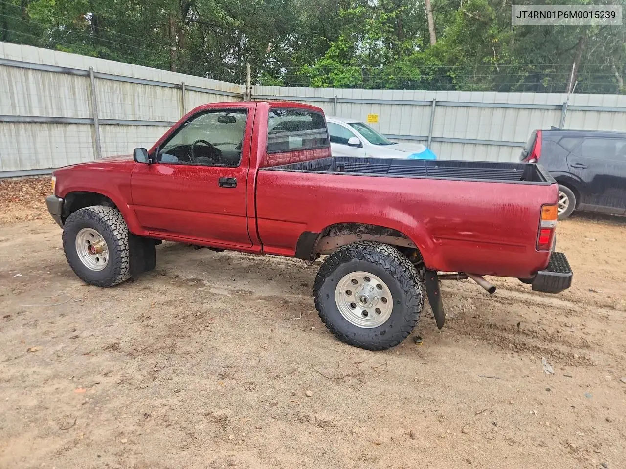 1991 Toyota Pickup Deluxe VIN: JT4RN01P6M0015239 Lot: 57297716