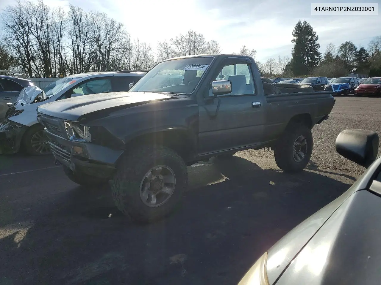 1992 Toyota Pickup 1/2 Ton Short Wheelbase Dlx VIN: 4TARN01P2NZ032001 Lot: 76208965