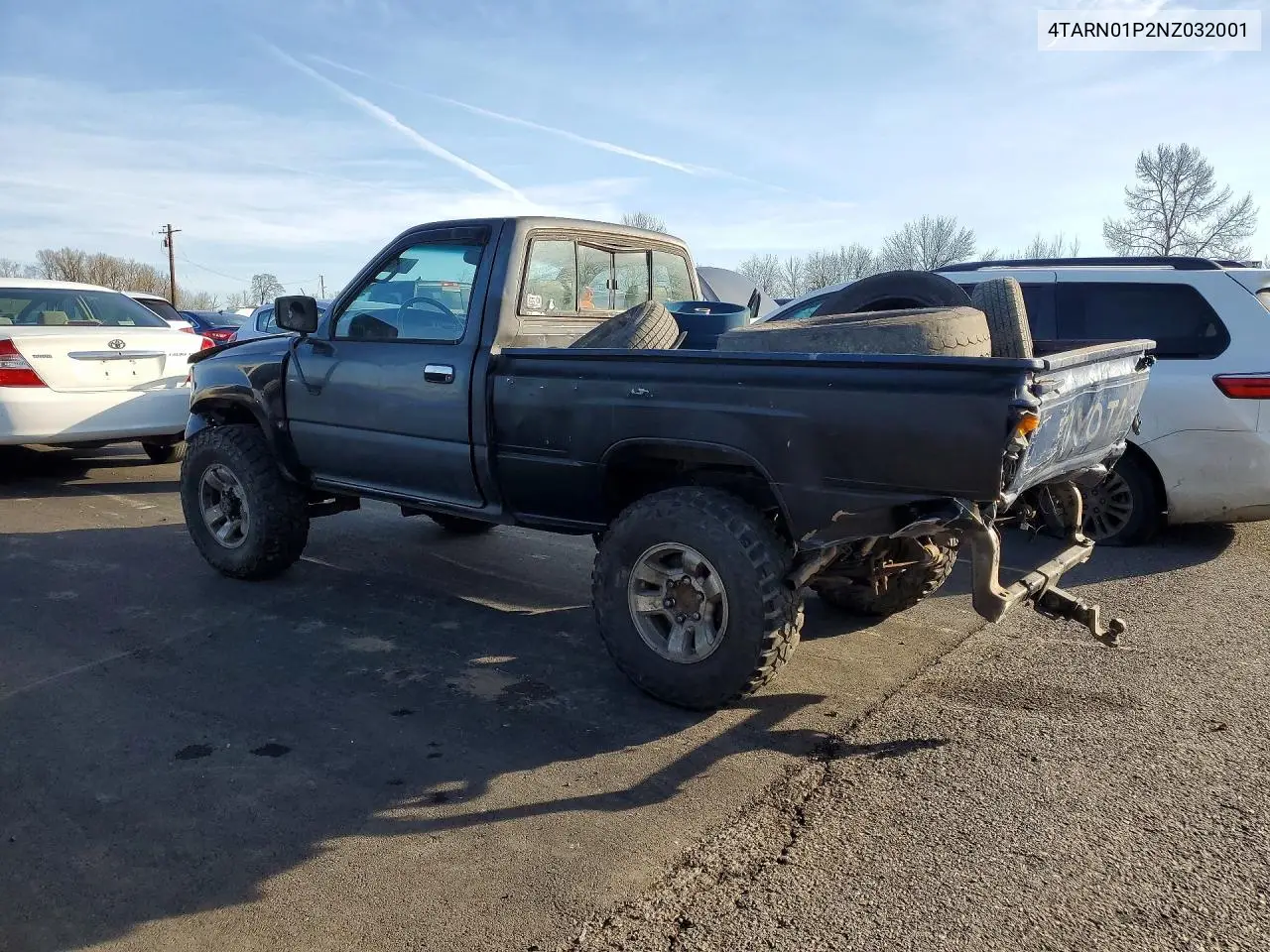 1992 Toyota Pickup 1/2 Ton Short Wheelbase Dlx VIN: 4TARN01P2NZ032001 Lot: 76208965