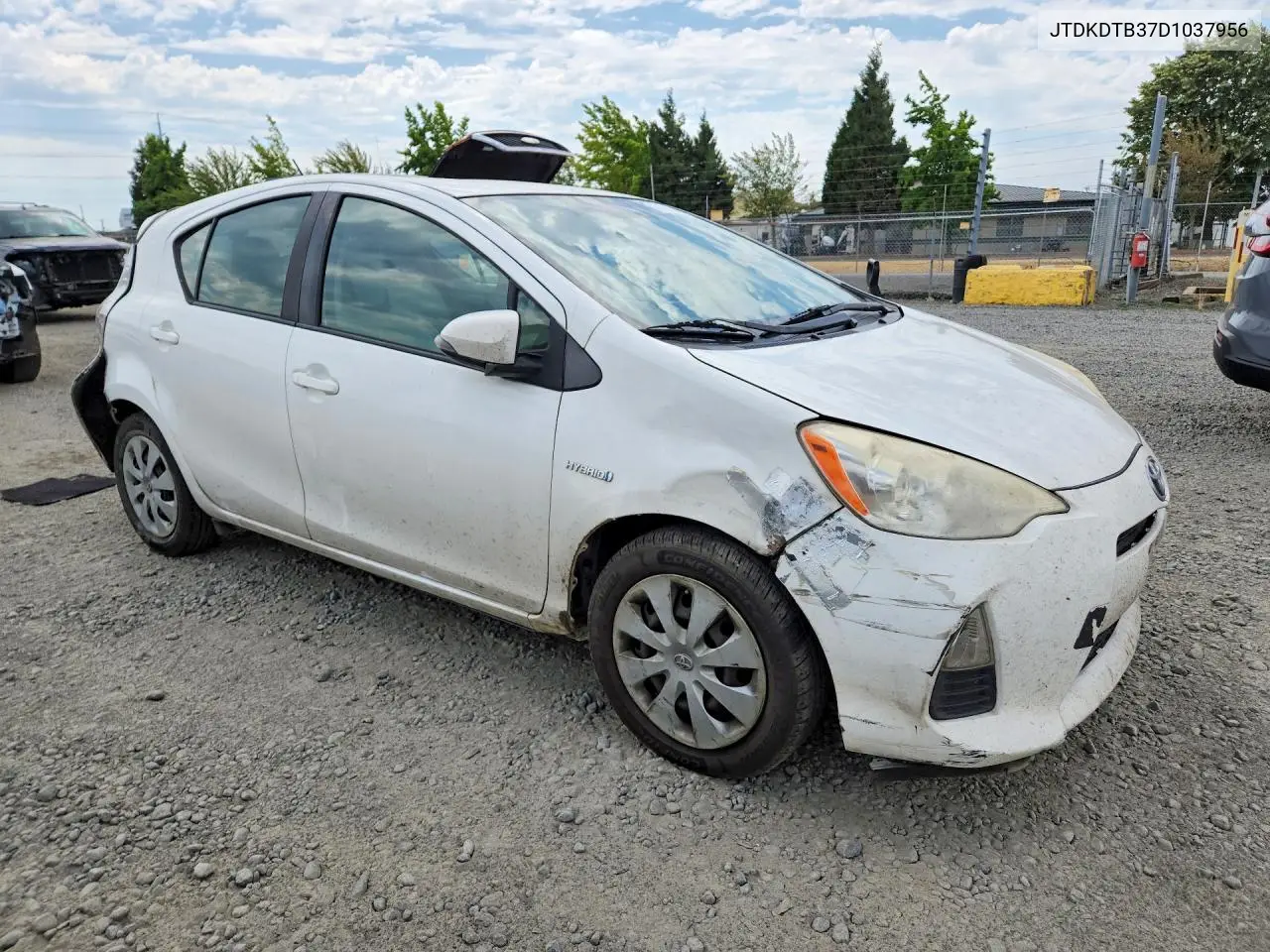 2013 Toyota Prius C One VIN: JTDKDTB37D1037956 Lot: 61674626
