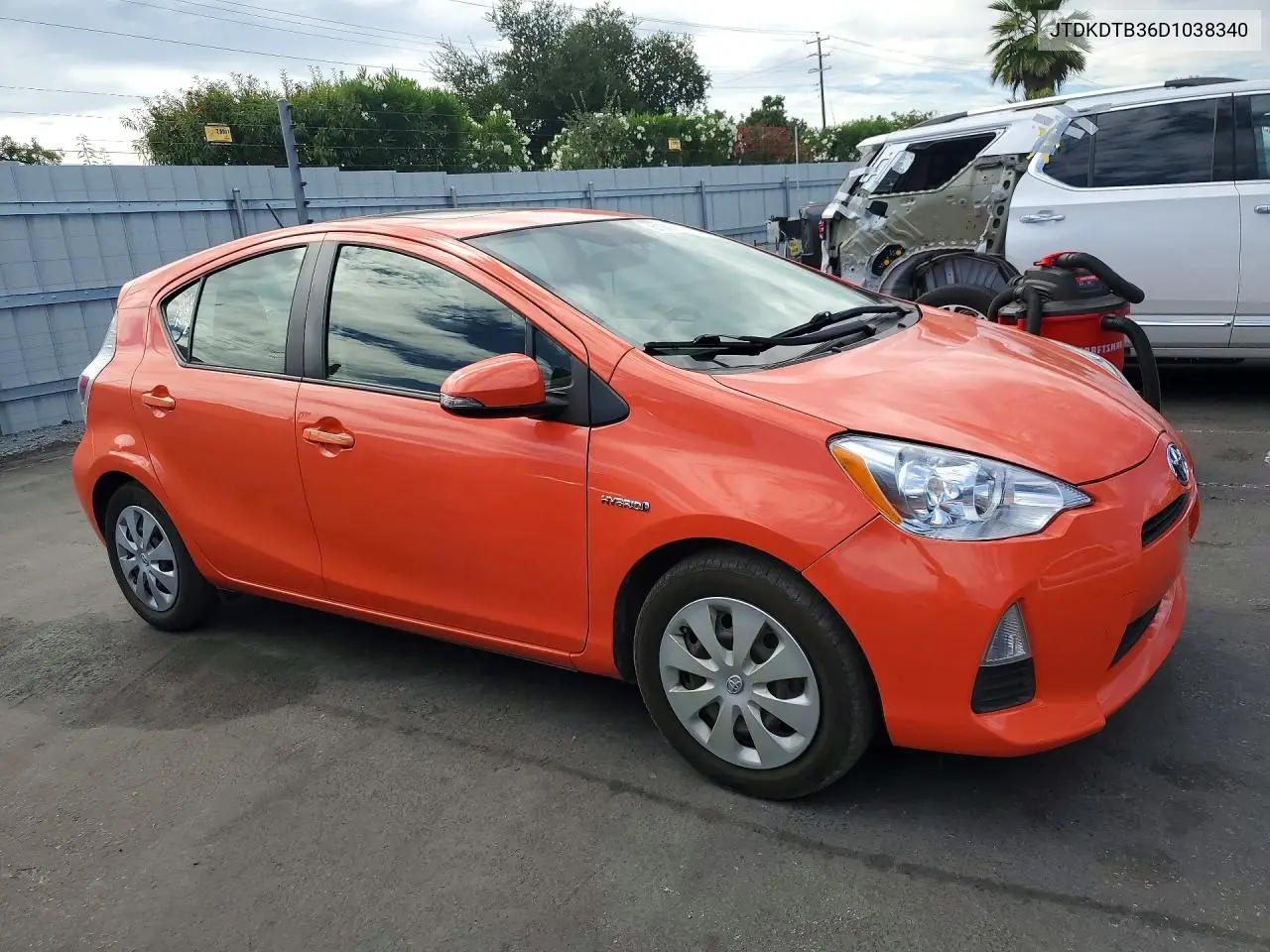 2013 Toyota Prius C Three VIN: JTDKDTB36D1038340 Lot: 61865846