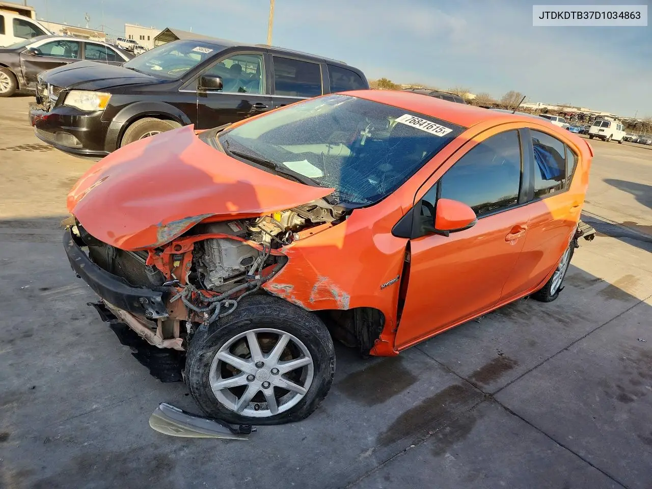 2013 Toyota Prius C VIN: JTDKDTB37D1034863 Lot: 76841615