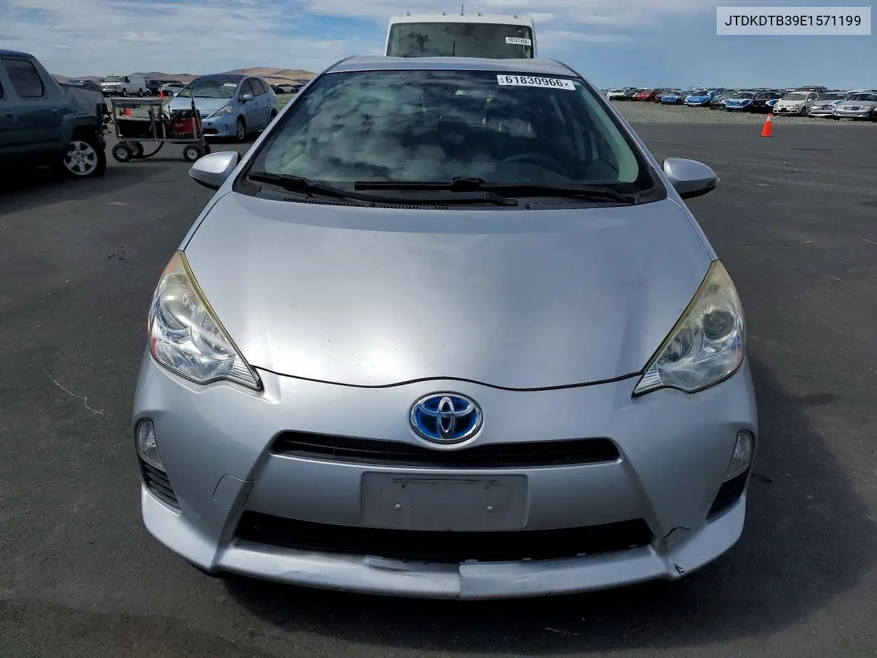 2014 Toyota Prius C Two VIN: JTDKDTB39E1571199 Lot: 61830966
