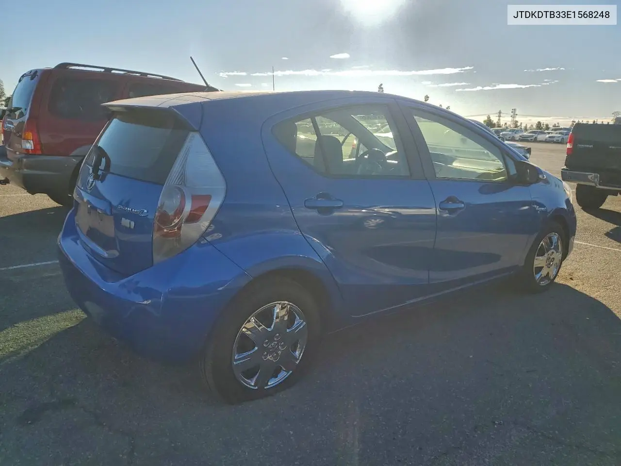 JTDKDTB33E1568248 2014 Toyota Prius C