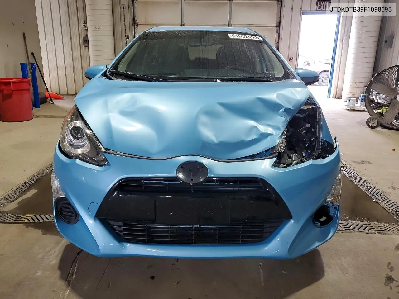 2015 Toyota Prius C Three VIN: JTDKDTB39F1098695 Lot: 61552056