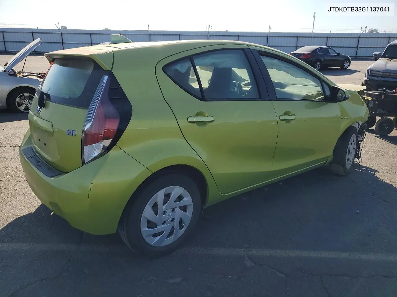 2016 Toyota Prius C One VIN: JTDKDTB33G1137041 Lot: 60238616