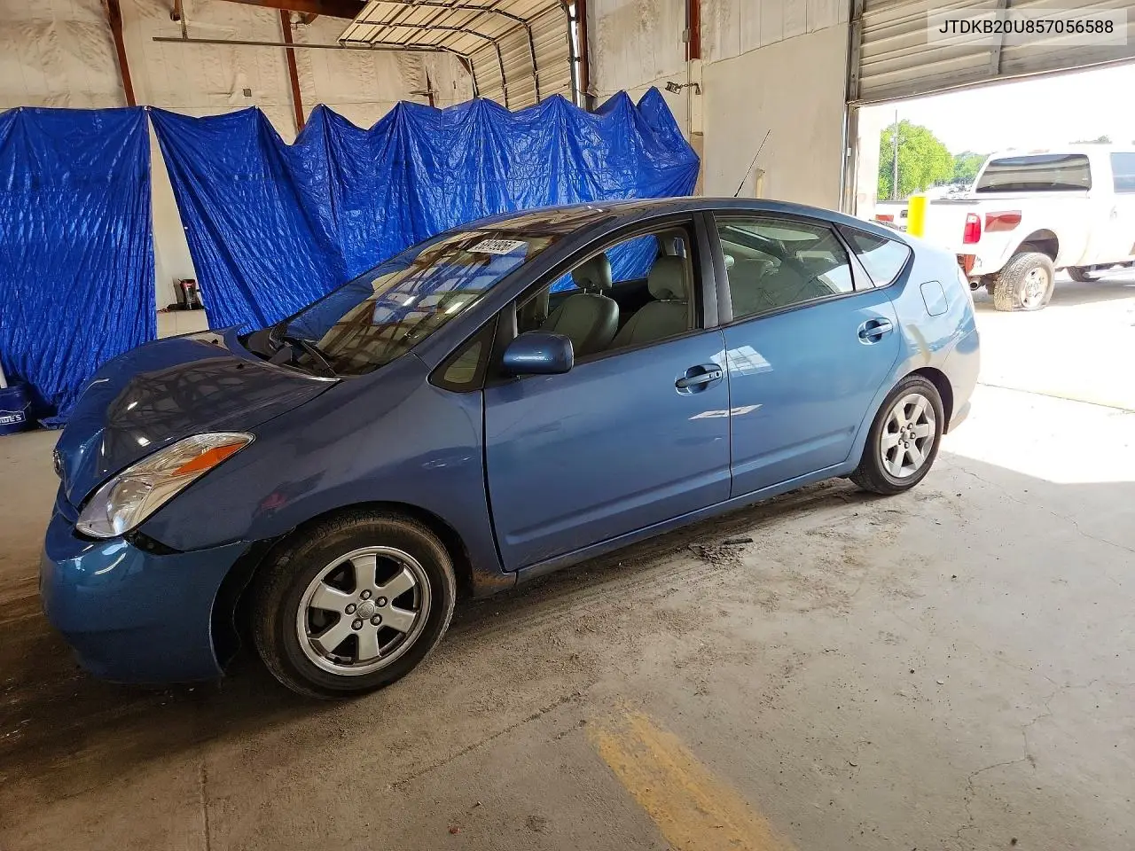 2005 Toyota Prius Base VIN: JTDKB20U857056588 Lot: 58919956