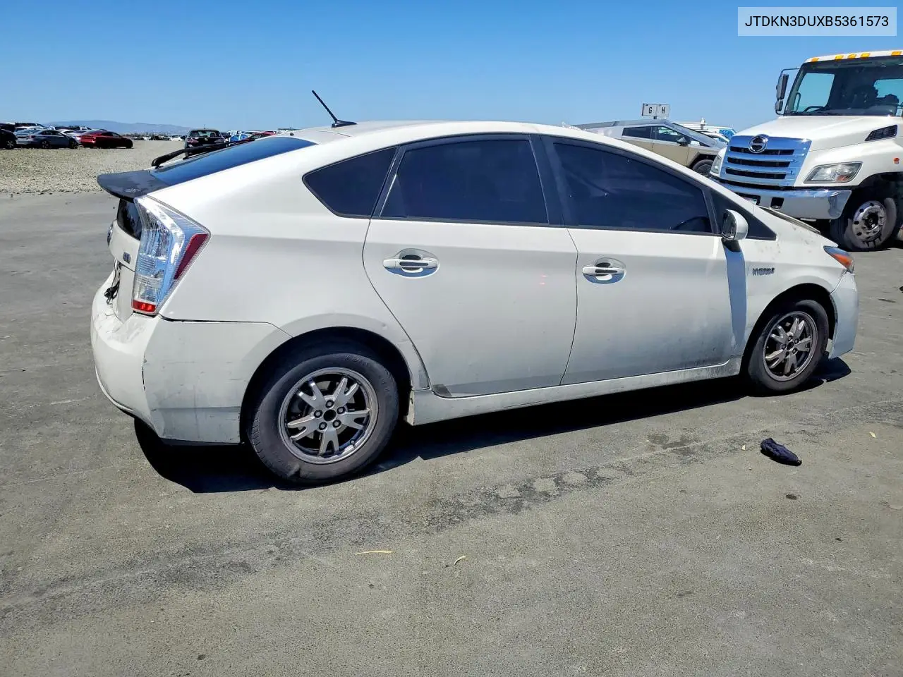 2011 Toyota Prius Two VIN: JTDKN3DUXB5361573 Lot: 56486176