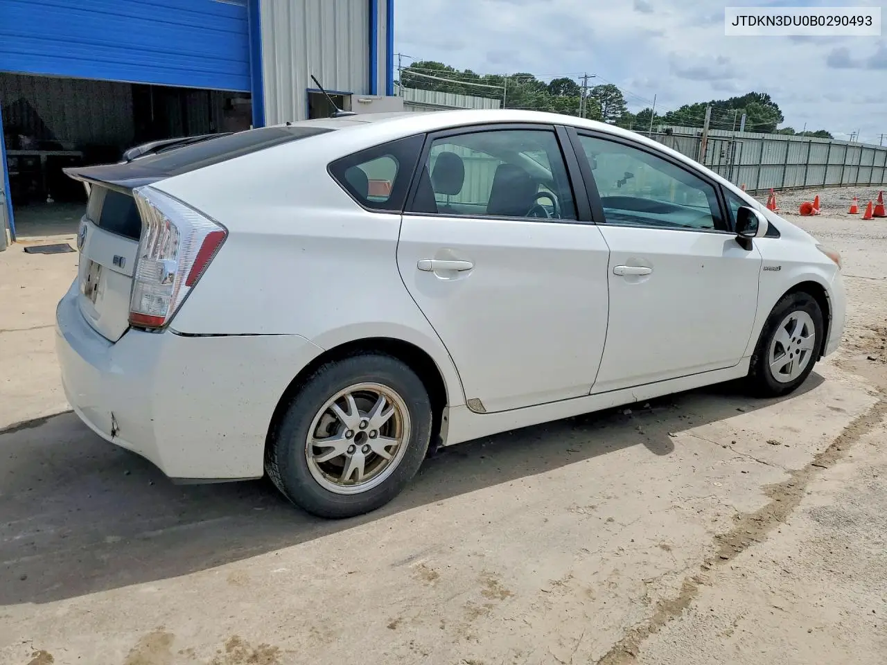 2011 Toyota Prius Two VIN: JTDKN3DU0B0290493 Lot: 56933646
