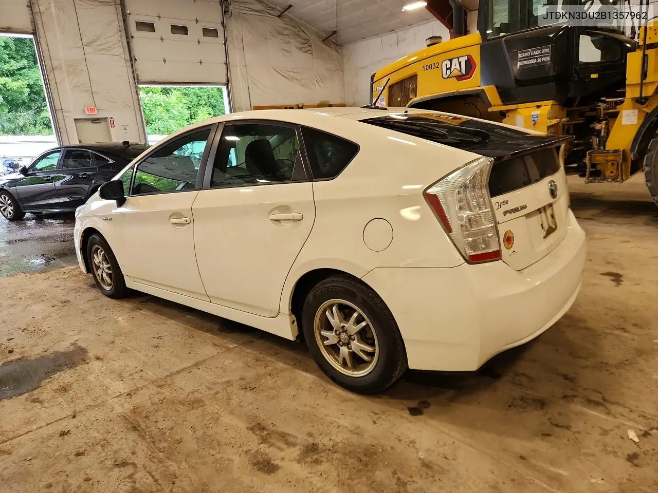 2011 Toyota Prius Three VIN: JTDKN3DU2B1357962 Lot: 61901746