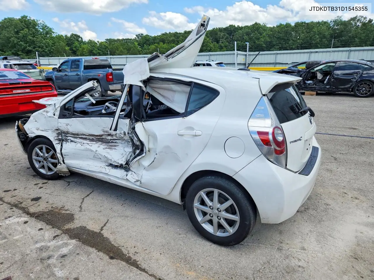 2013 Toyota Prius C Three VIN: JTDKDTB31D1545355 Lot: 56766596
