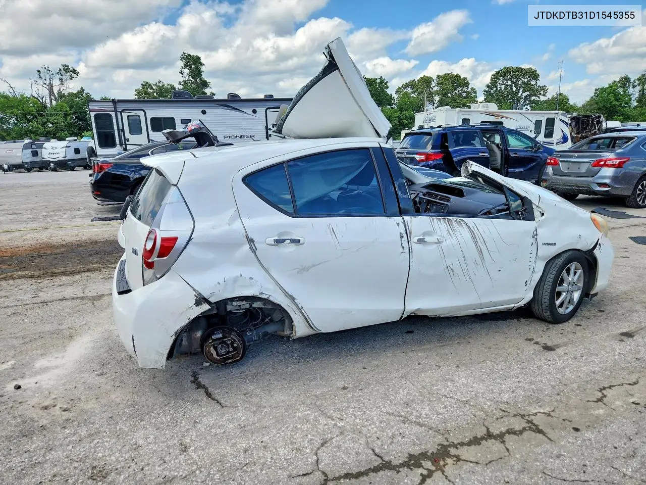 2013 Toyota Prius C Three VIN: JTDKDTB31D1545355 Lot: 56766596