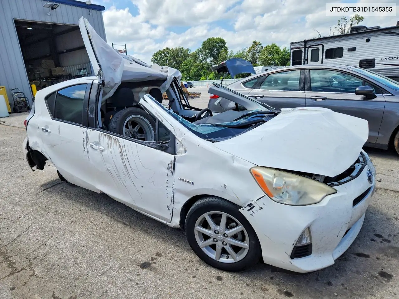 2013 Toyota Prius C Three VIN: JTDKDTB31D1545355 Lot: 56766596