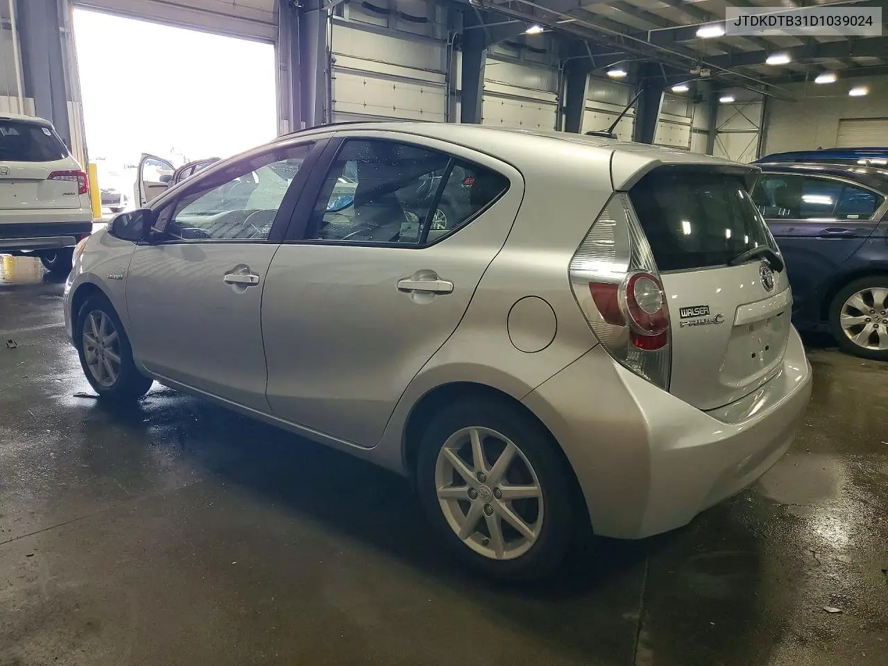 2013 Toyota Prius C Four VIN: JTDKDTB31D1039024 Lot: 58586276