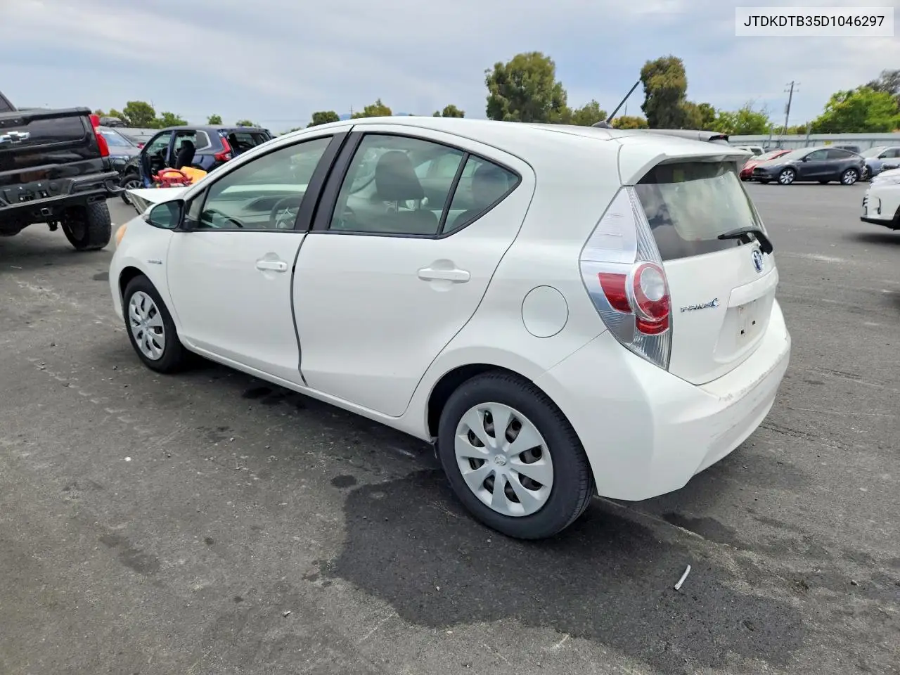 2013 Toyota Prius C Two VIN: JTDKDTB35D1046297 Lot: 60707496