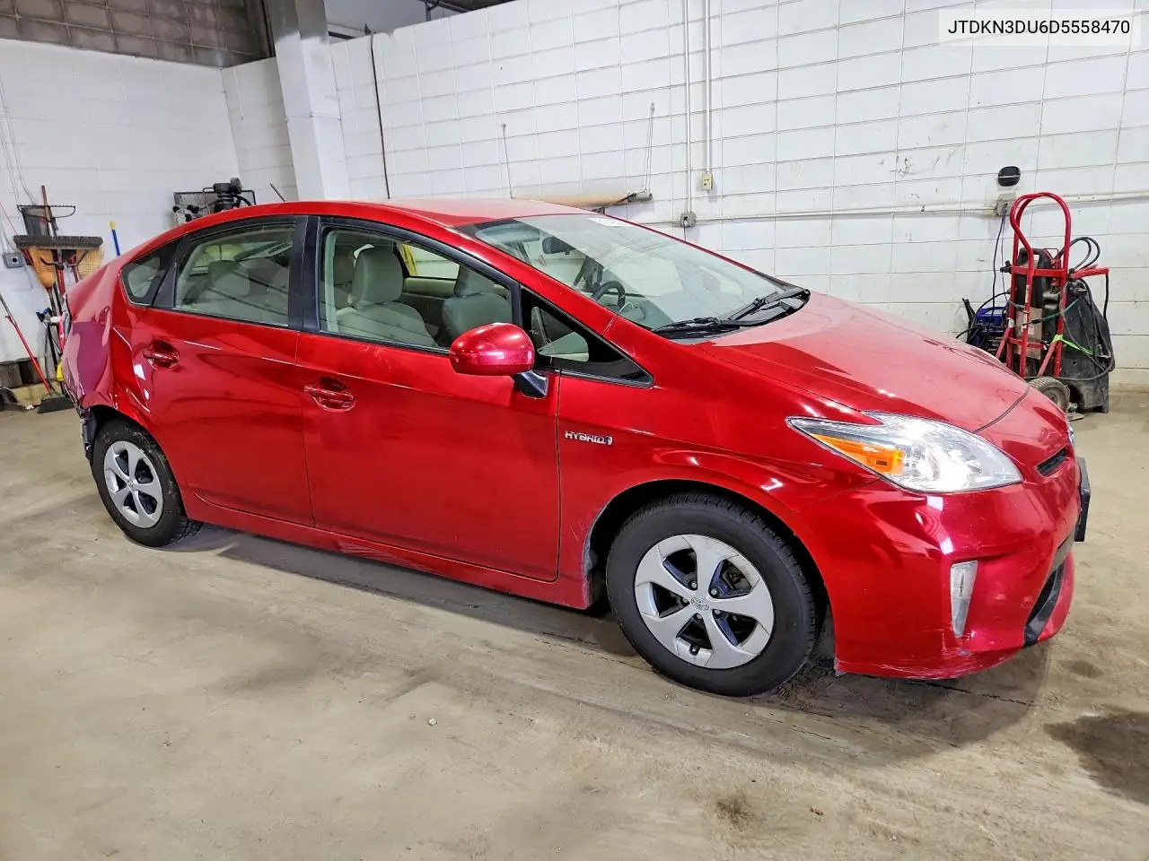 2013 Toyota Prius Two VIN: JTDKN3DU6D5558470 Lot: 61748326