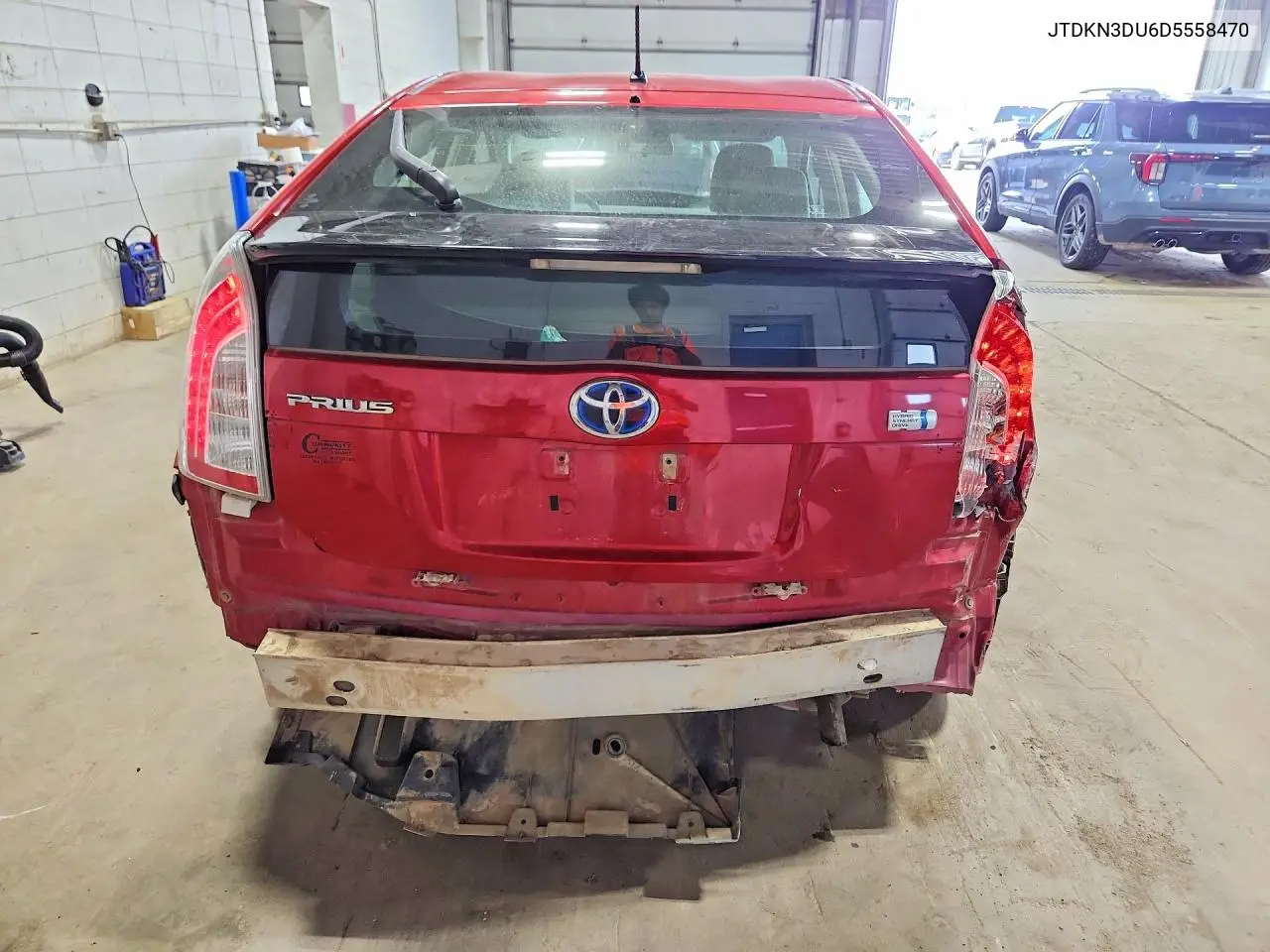 2013 Toyota Prius Two VIN: JTDKN3DU6D5558470 Lot: 61748326