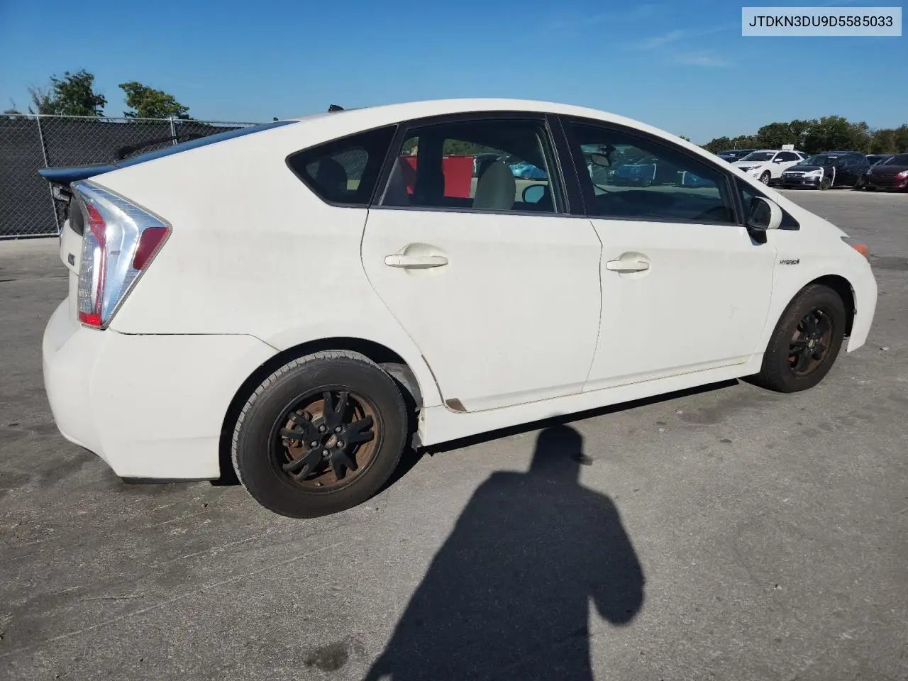 JTDKN3DU9D5585033 2013 Toyota Prius