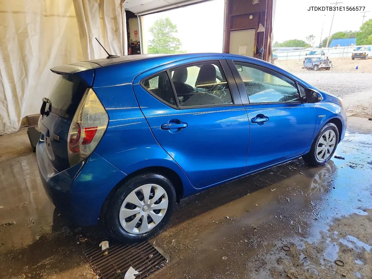 2014 Toyota Prius C Three VIN: JTDKDTB31E1566577 Lot: 57676856