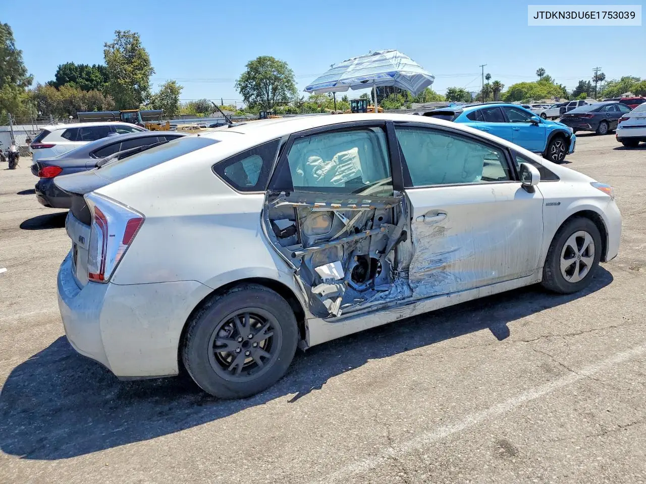 2014 Toyota Prius Three VIN: JTDKN3DU6E1753039 Lot: 58735236