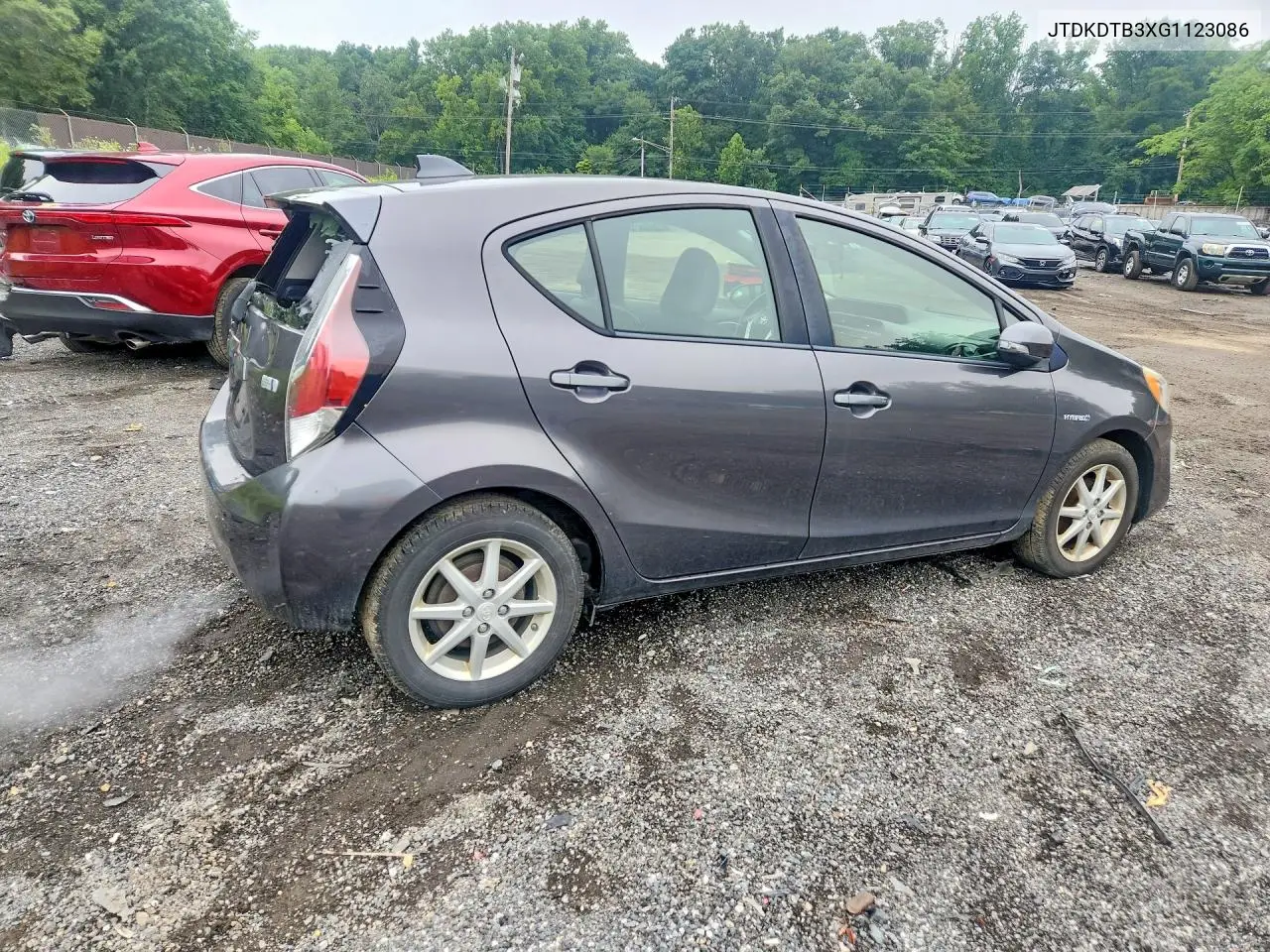 2016 Toyota Prius C Four VIN: JTDKDTB3XG1123086 Lot: 59788536