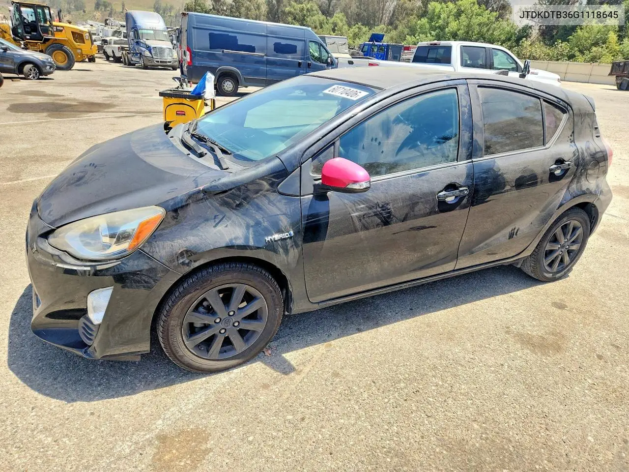 2016 Toyota Prius C Persona Special Edition VIN: JTDKDTB36G1118645 Lot: 60710406