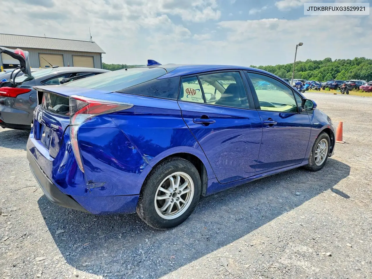 2016 Toyota Prius Two VIN: JTDKBRFUXG3529921 Lot: 61318426