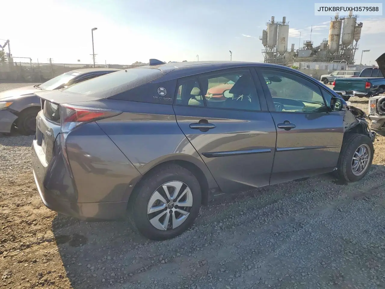 2017 Toyota Prius Two VIN: JTDKBRFUXH3579588 Lot: 61777386