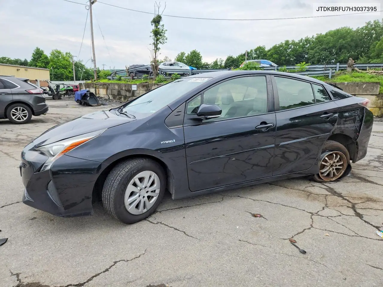 2017 Toyota Prius Two VIN: JTDKBRFU7H3037395 Lot: 61887176